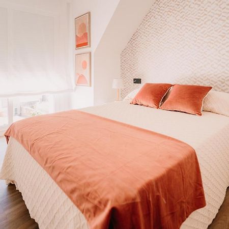 Apartamentos Rua Vella Caldas De Reis Exteriör bild