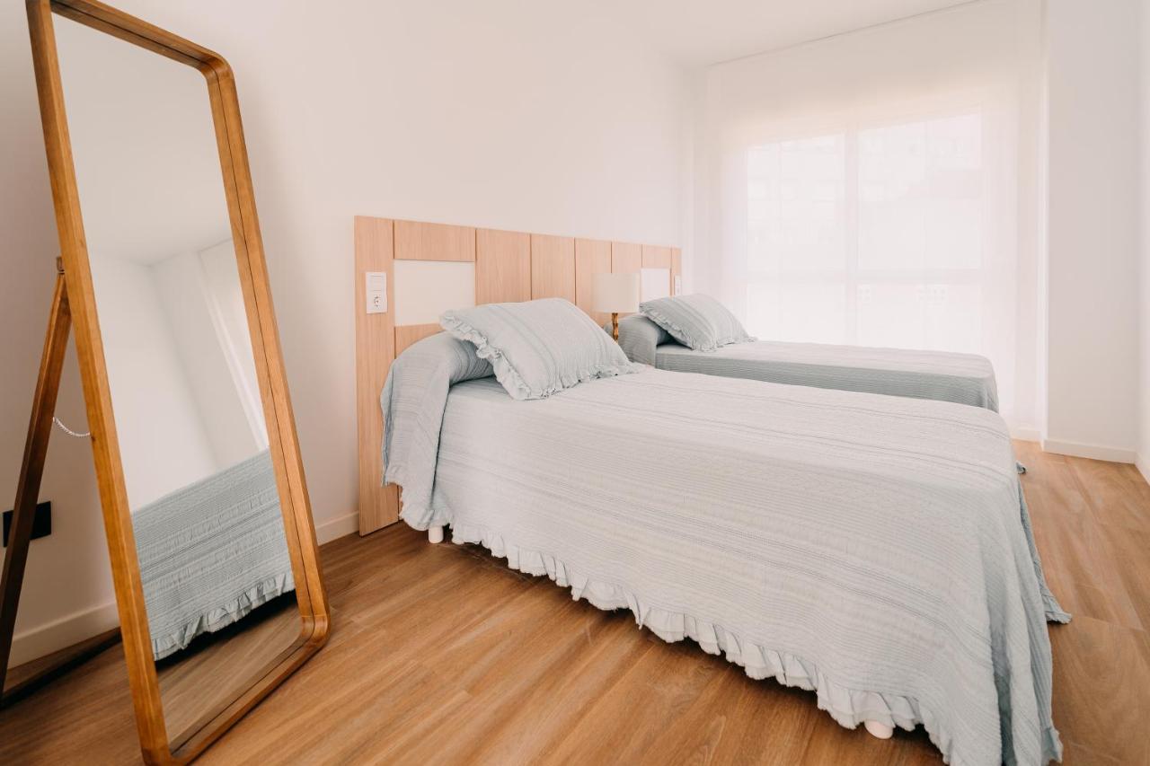 Apartamentos Rua Vella Caldas De Reis Exteriör bild